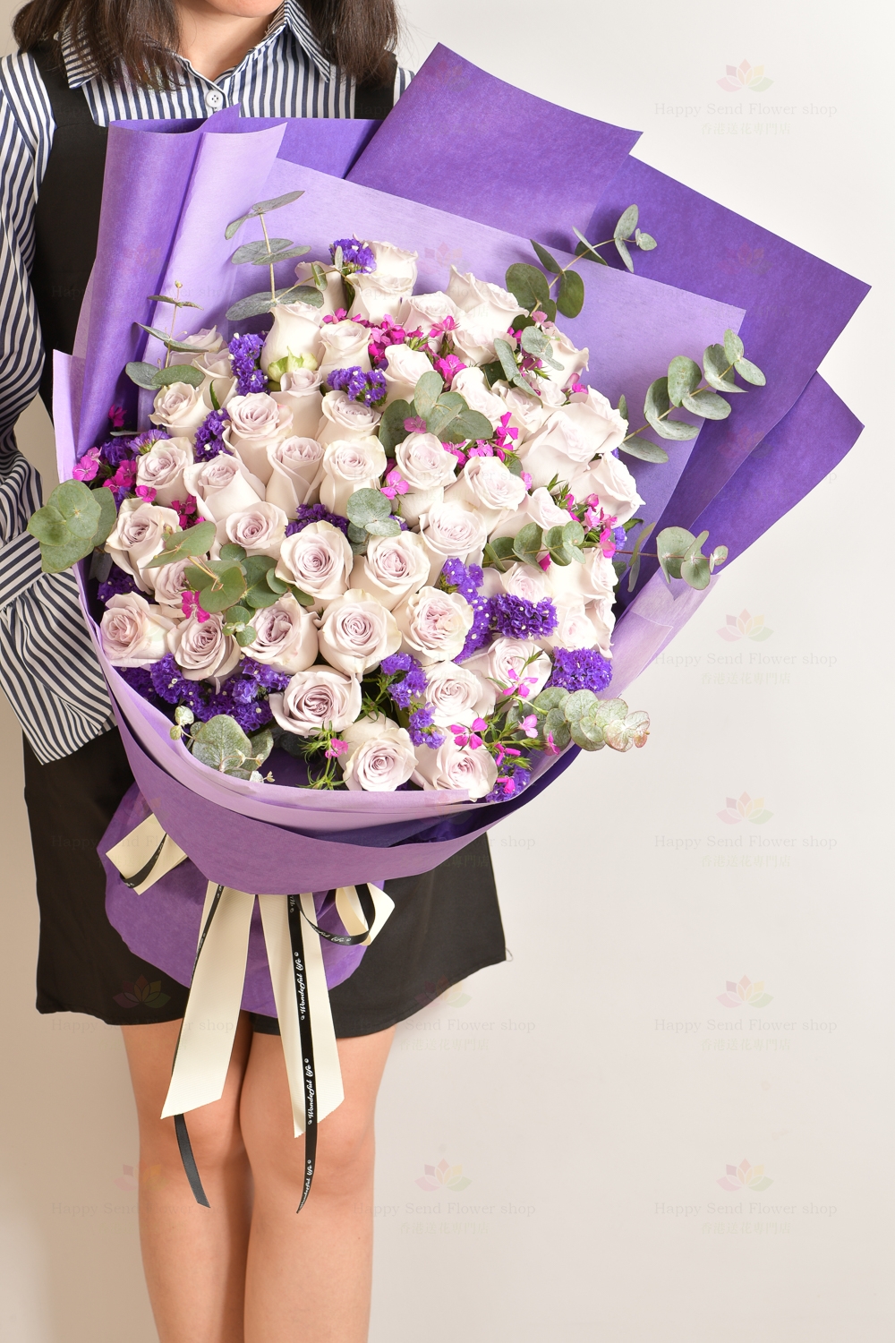 I only love you (50 purple roses)