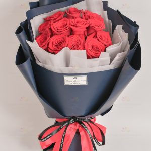 All love (12 red roses) (turn pink, purple, white, yellow, orange)