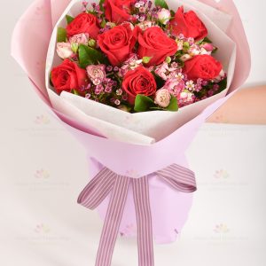 Loving Heart (8 Red Roses, Winter Plum, Little Roses)